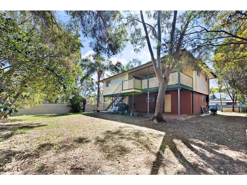 82 Thompson Street, Deception Bay QLD 4508