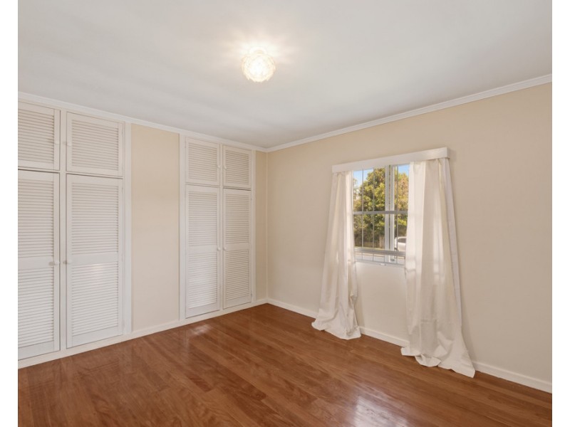 69 Captain Cook Parade, Deception Bay QLD 4508