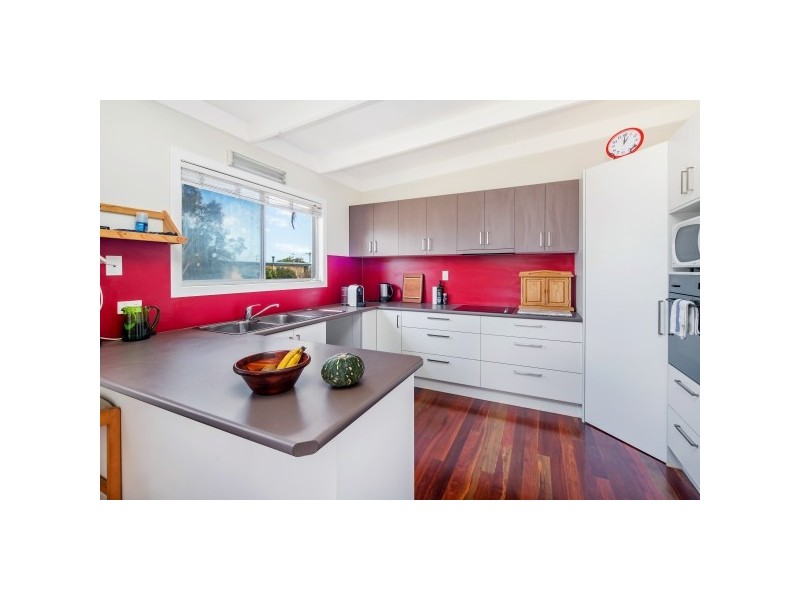 94 Cross Street, Deception Bay QLD 4508