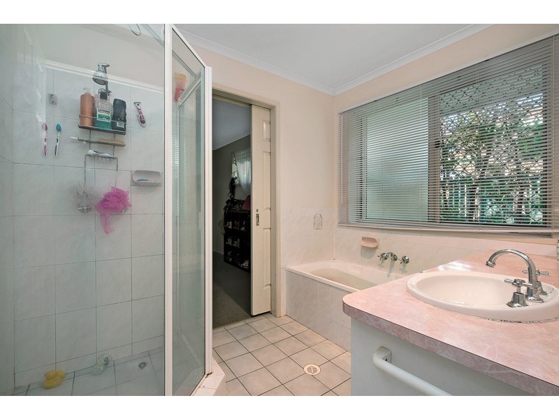 8 Rochelle Place, Deception Bay QLD 4508