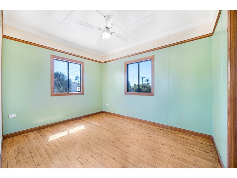 35 Robertson Avenue, Margate QLD 4019