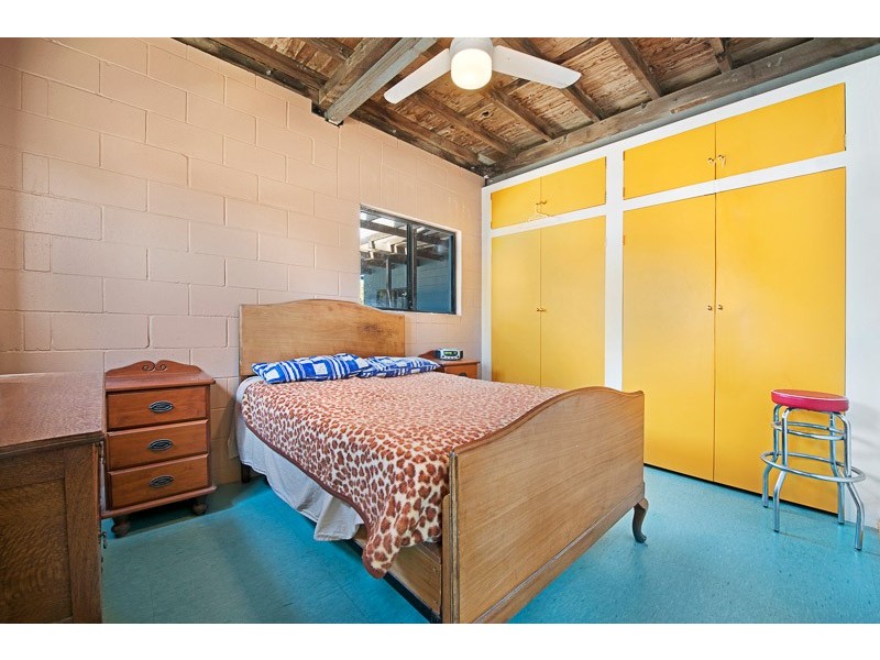35 Robertson Avenue, Margate QLD 4019