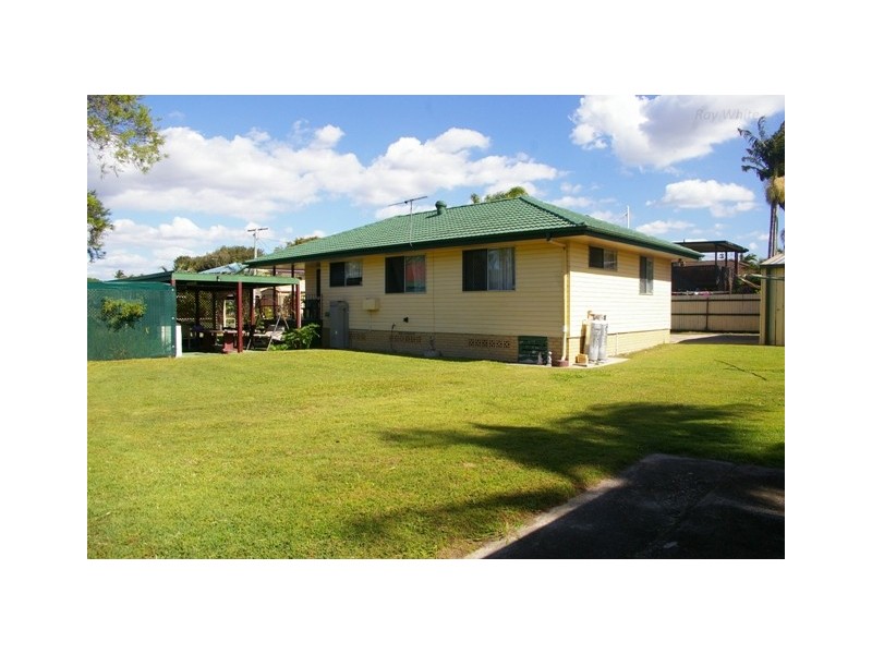 1 Finnegan Blvde, Deception Bay QLD 4508