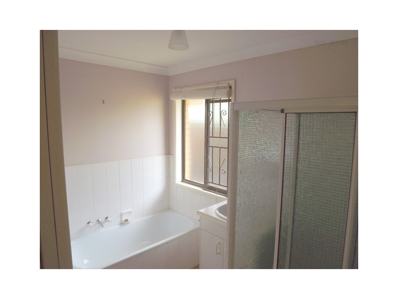 106 Cambridge Street, Rothwell QLD 4022
