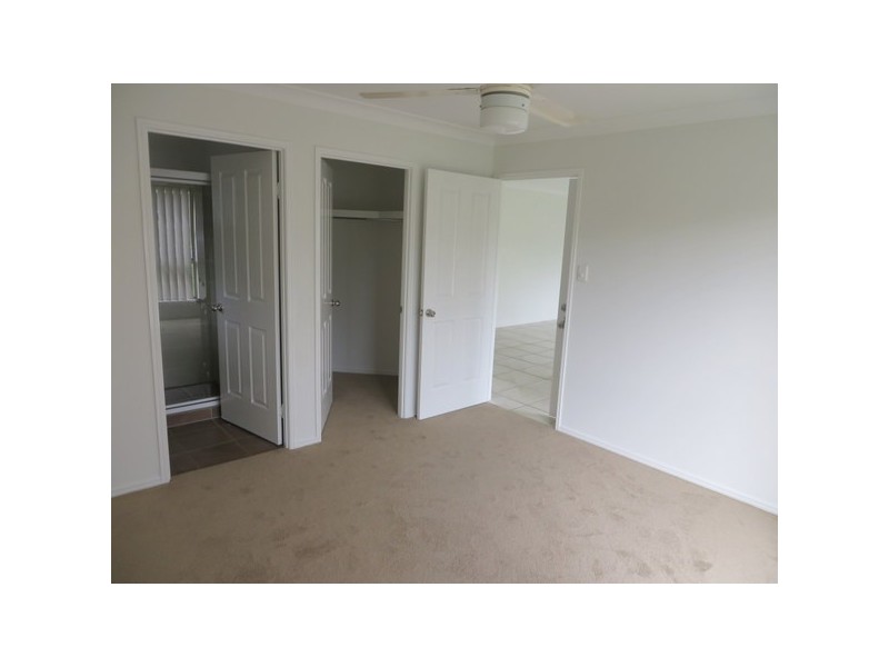 9 Adonis Court, Rothwell QLD 4022