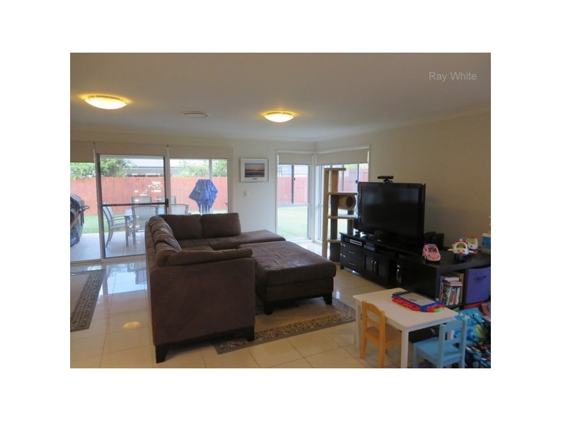 15 Baybreeze Crescent, Murrumba Downs QLD 4503