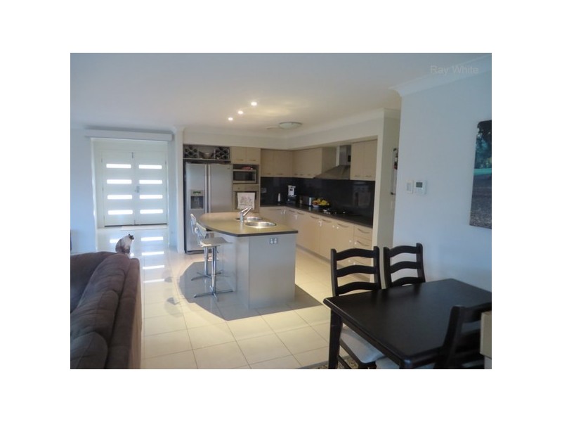 15 Baybreeze Crescent, Murrumba Downs QLD 4503