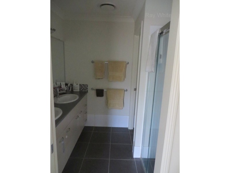 15 Baybreeze Crescent, Murrumba Downs QLD 4503