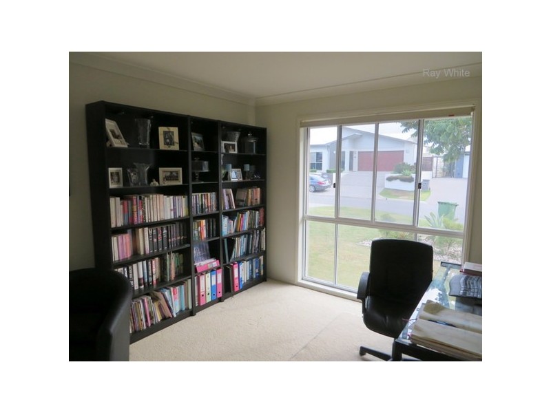 15 Baybreeze Crescent, Murrumba Downs QLD 4503