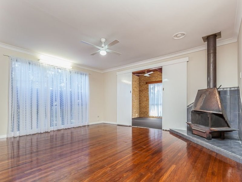 13 Tyler Place, Deception Bay QLD 4508