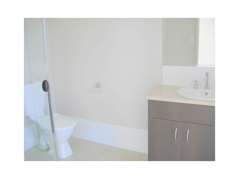 2 Outlook Court, Kallangur QLD 4503