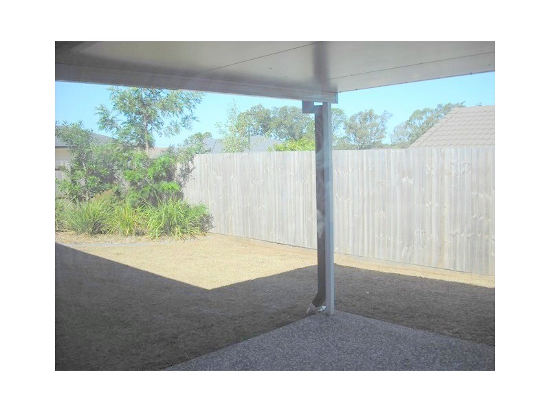 2 Outlook Court, Kallangur QLD 4503