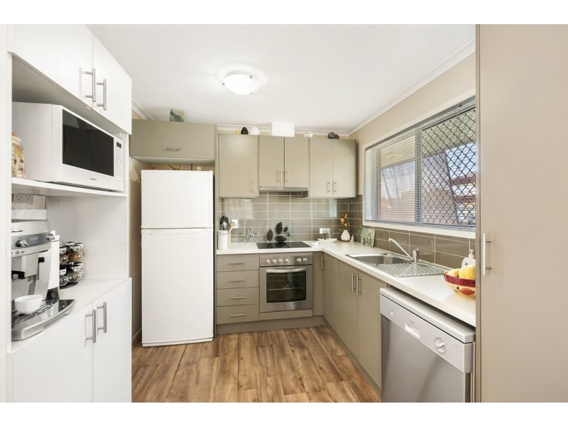 14 Simon Street, Deception Bay QLD 4508