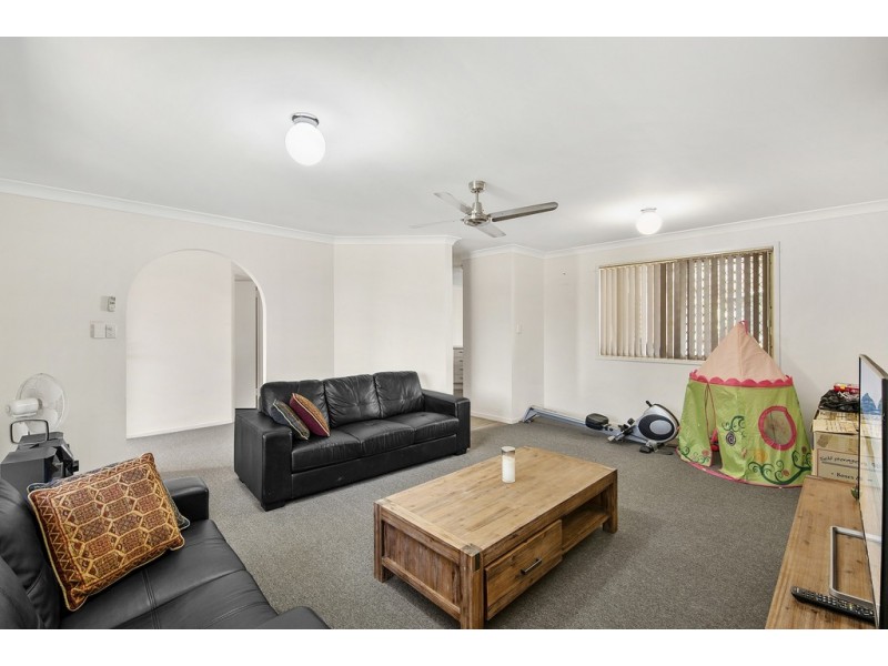 8 Janelle Court, Deception Bay QLD 4508