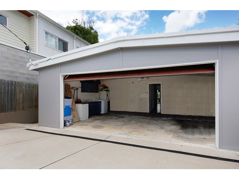 33 Alfred Street, Woody Point QLD 4019