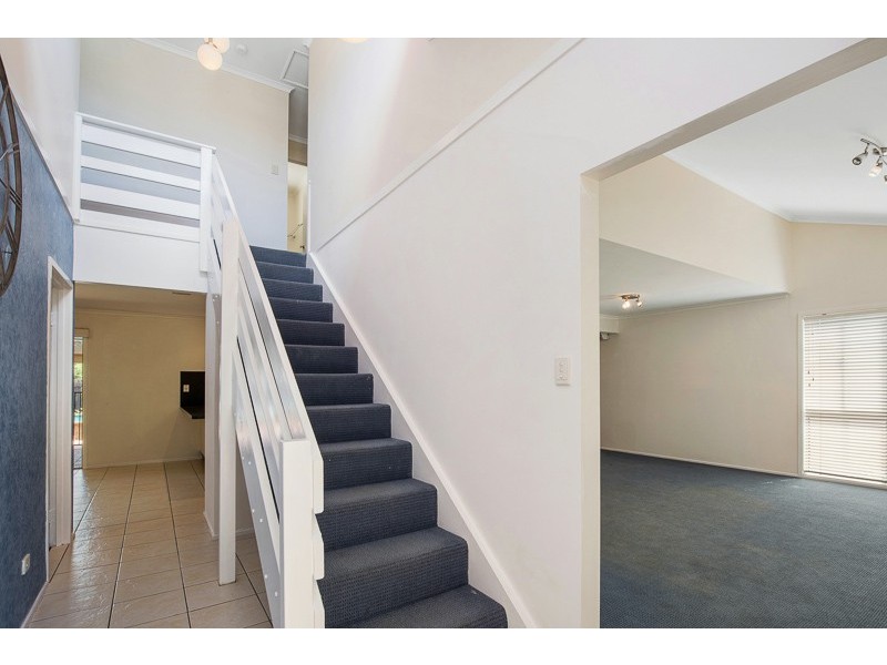 2 Diamondcrest Avenue, Deception Bay QLD 4508