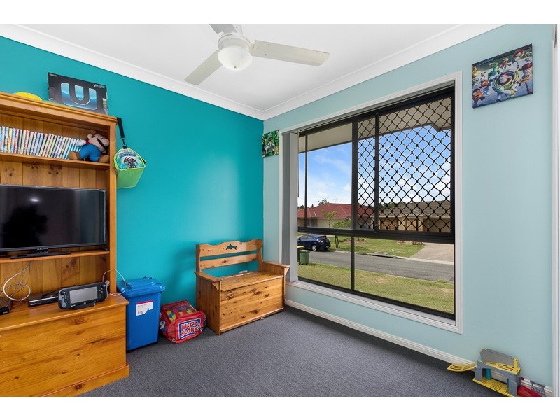 27 Riverbend Crescent, Morayfield QLD 4506