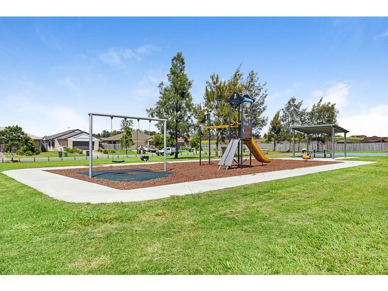 27 Riverbend Crescent, Morayfield QLD 4506