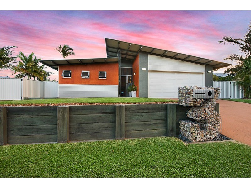 3 Lazzarini Place, Deception Bay QLD 4508