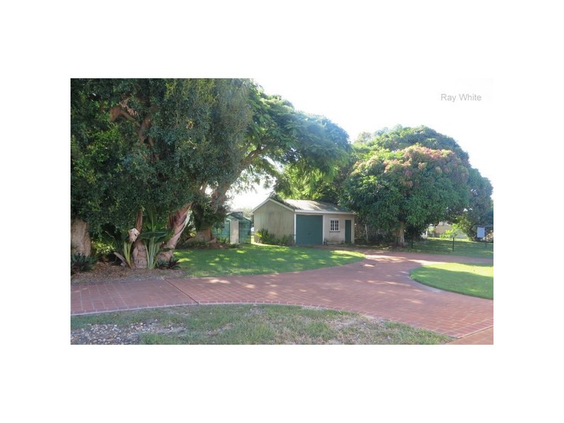 47 Esplanade, Deception Bay QLD 4508