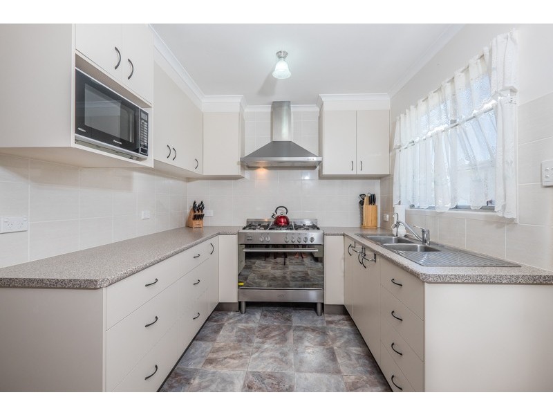 27 Beaufort Place, Deception Bay QLD 4508