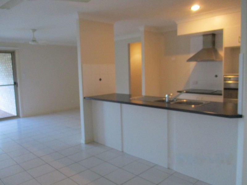 16 Wollemi Court, Morayfield QLD 4506