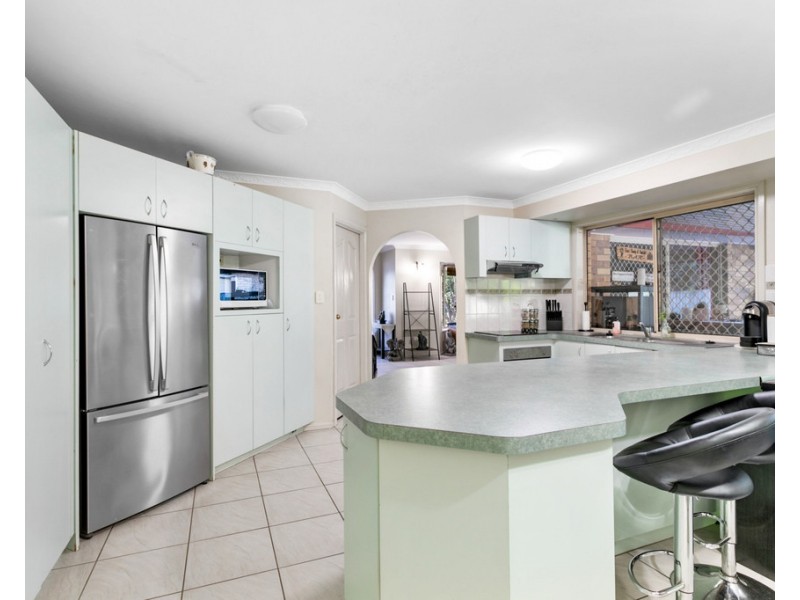 52 Kevin Street, Deception Bay QLD 4508