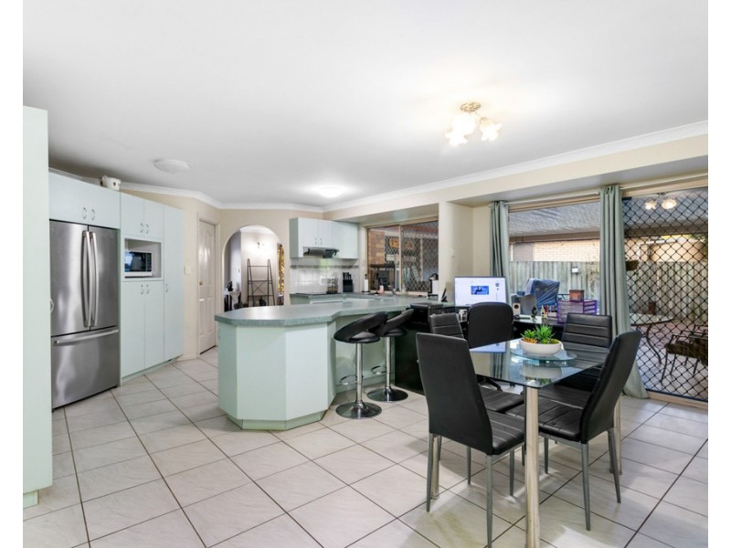 52 Kevin Street, Deception Bay QLD 4508