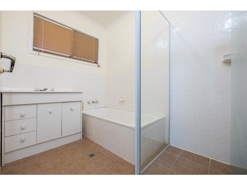 27 Lanham Road, Deception Bay QLD 4508