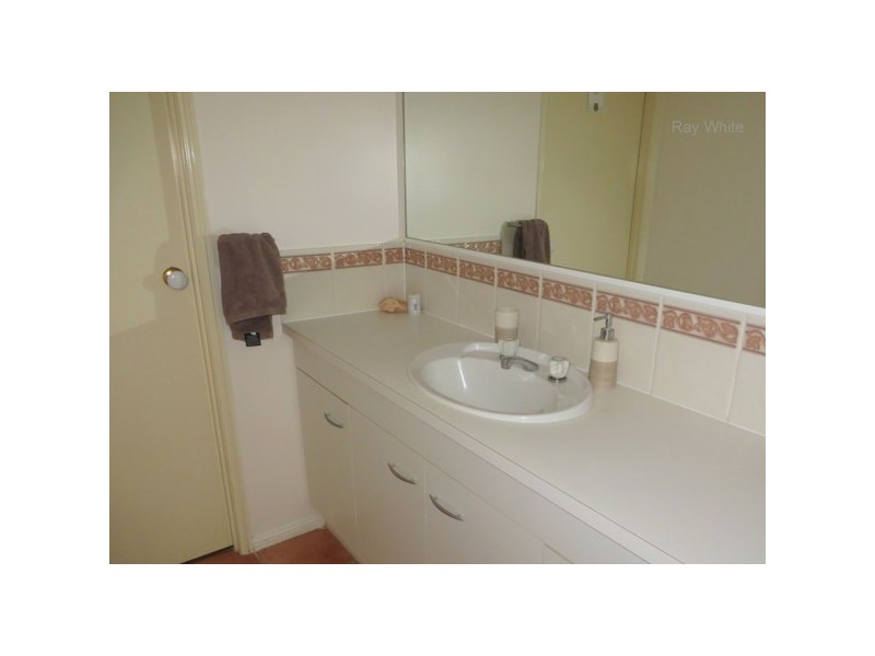 2 Greene Street, Rothwell QLD 4022