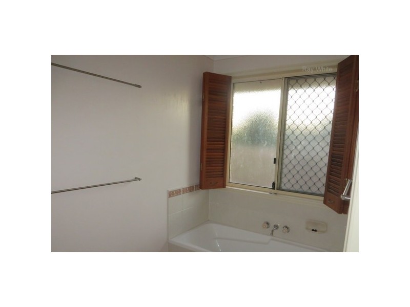 2 Greene Street, Rothwell QLD 4022