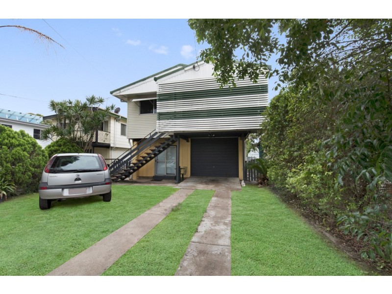 12 Ettie Street, Redcliffe QLD 4020