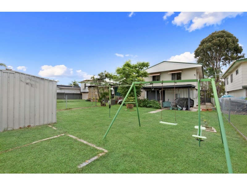12 Ettie Street, Redcliffe QLD 4020