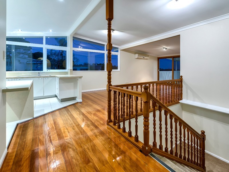 10 Farrant Street, Stafford Heights QLD 4053