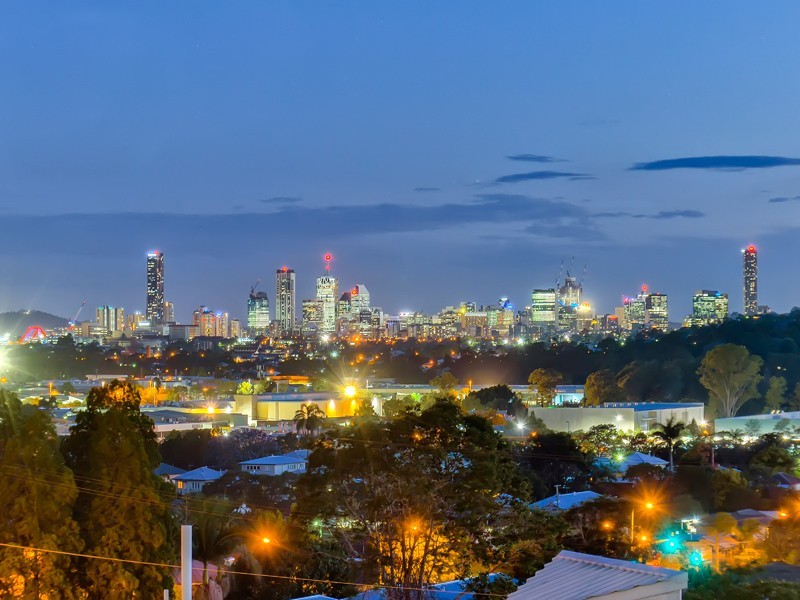 10 Farrant Street, Stafford Heights QLD 4053