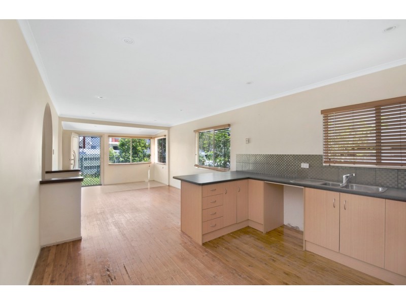 32 Bailey Road, Deception Bay QLD 4508