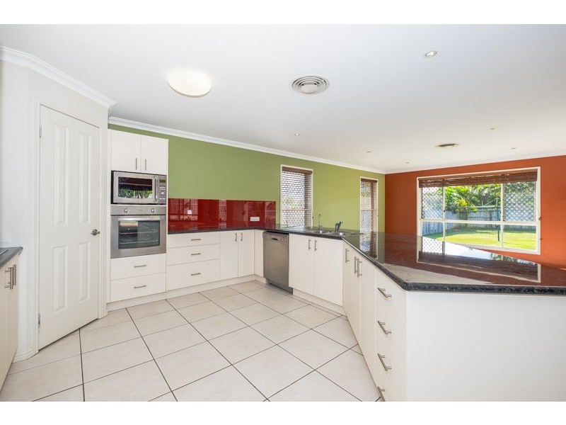 5 Barculdie Crescent, Deception Bay QLD 4508