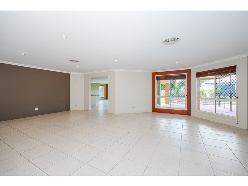 5 Barculdie Crescent, Deception Bay QLD 4508