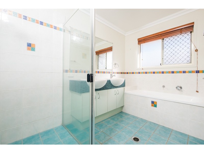 5 Barculdie Crescent, Deception Bay QLD 4508