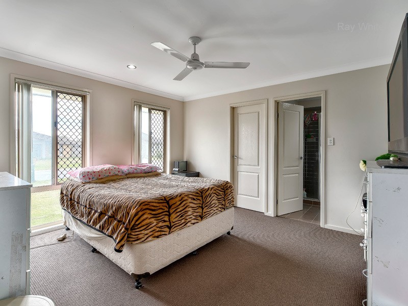 4 Lacebark Street, Morayfield QLD 4506