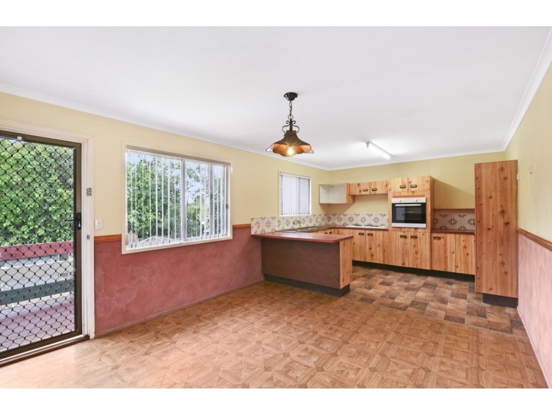16 Leigh Street, Deception Bay QLD 4508
