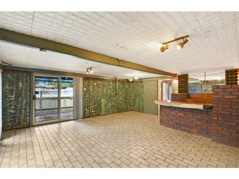 16 Leigh Street, Deception Bay QLD 4508