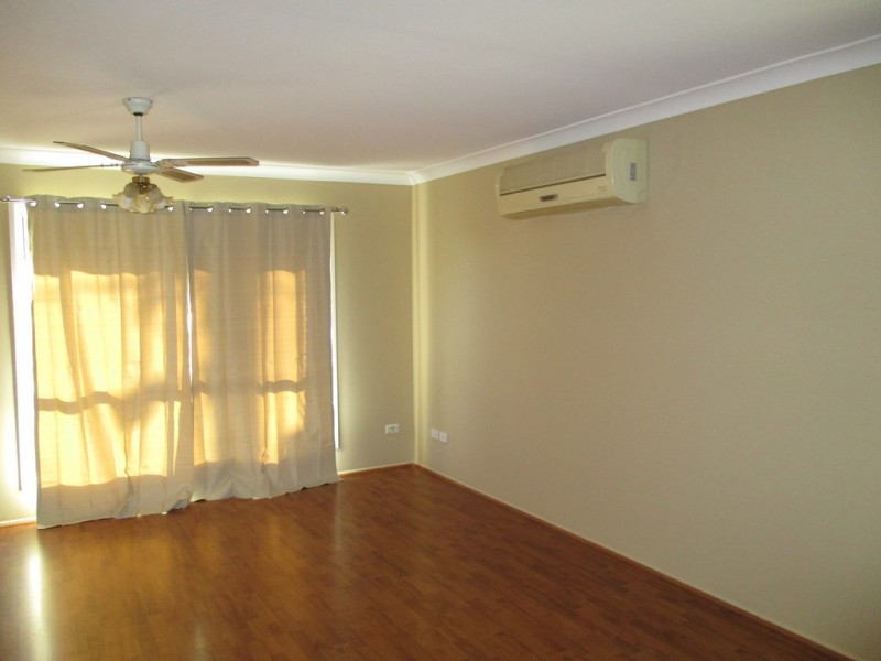 27 Lieutenant, Deception Bay QLD 4508