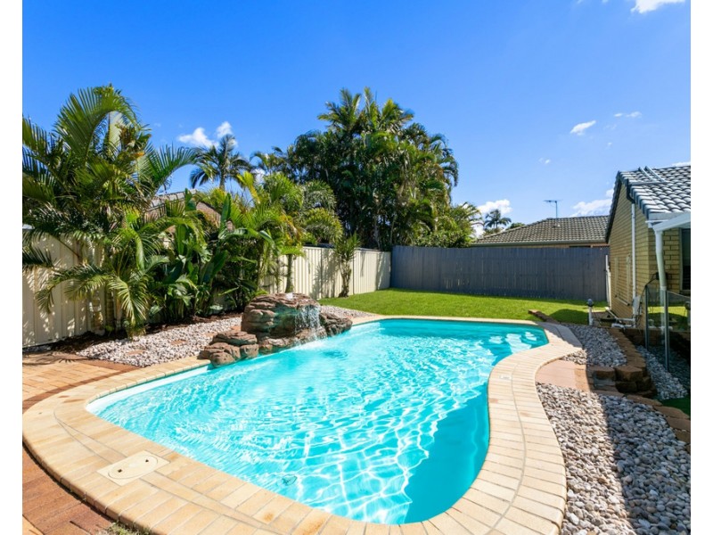 33 Bermuda Avenue, Deception Bay QLD 4508