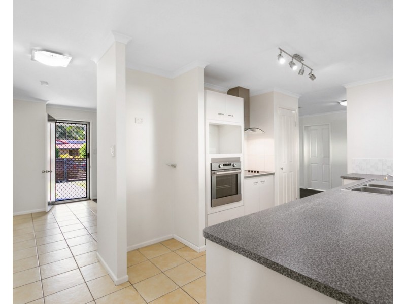 33 Bermuda Avenue, Deception Bay QLD 4508