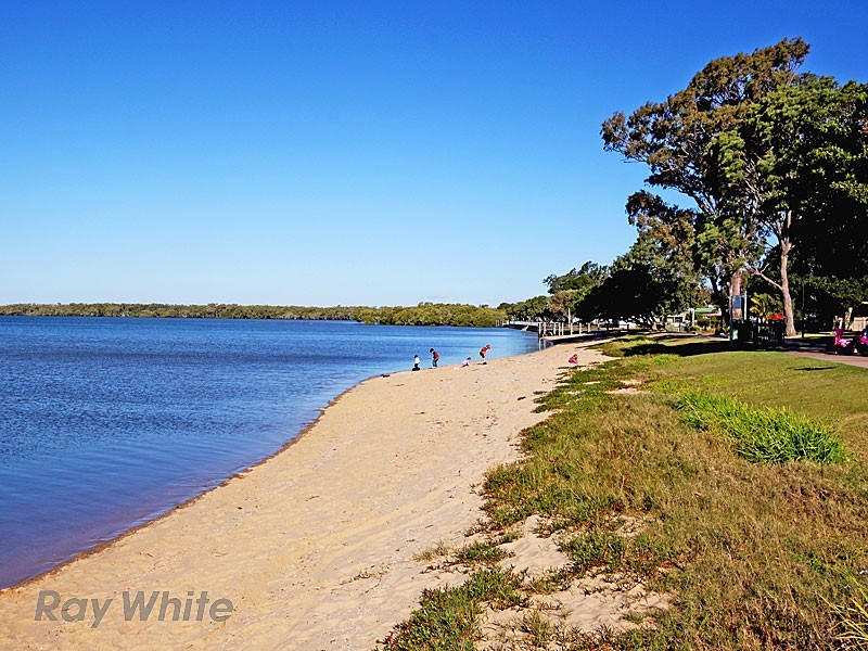 27 Kooyalee Street, Deception Bay QLD 4508
