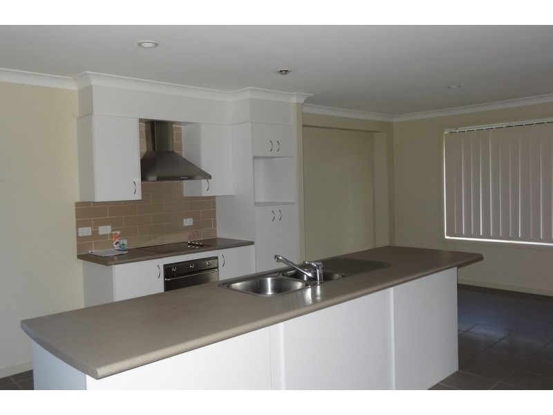 12 Radiata Court, Morayfield QLD 4506