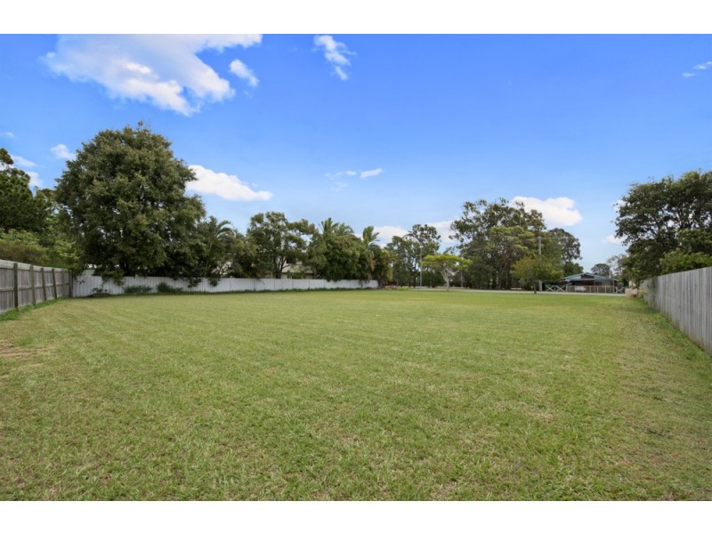23 Dolphin Street, Deception Bay QLD 4508