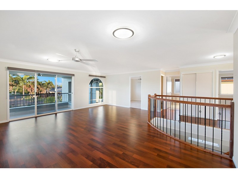 2 Skysail Court, Banksia Beach QLD 4507