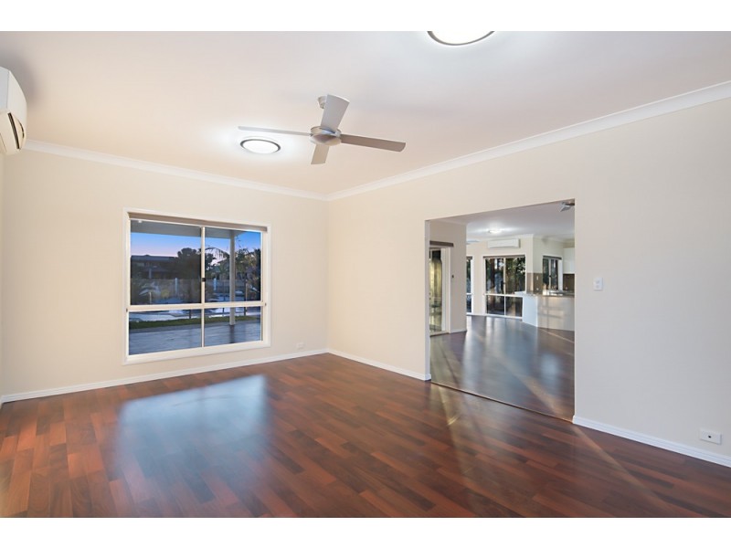 2 Skysail Court, Banksia Beach QLD 4507